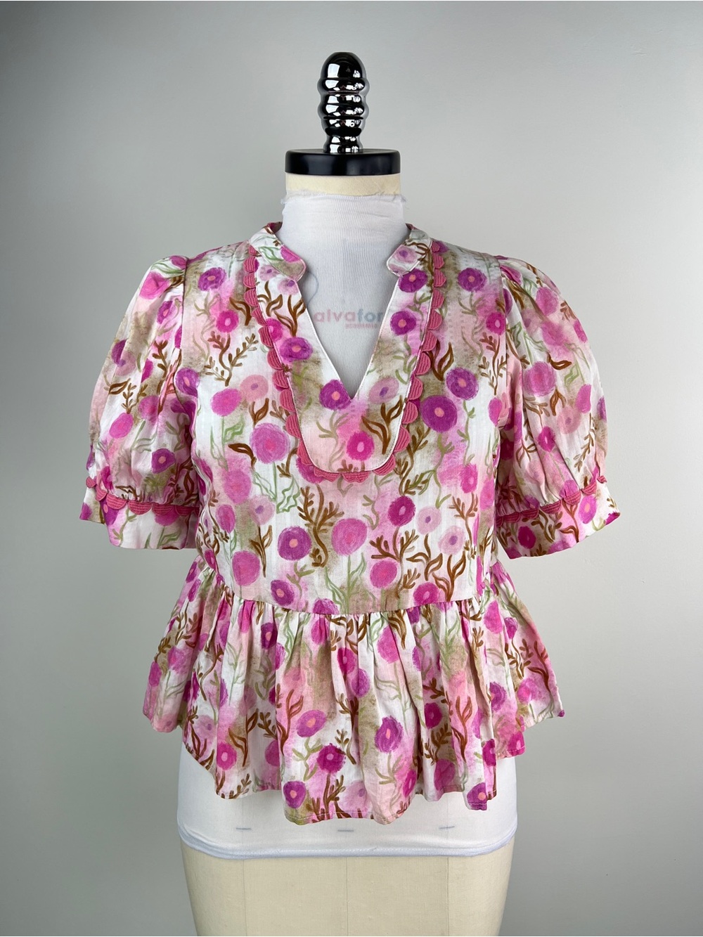 💚 3675. Pink Floral Peplum Blouse